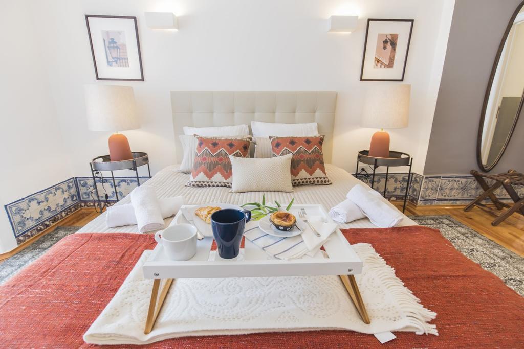 Lovelystay - Downtown Magnificent Flat Lisbona Esterno foto