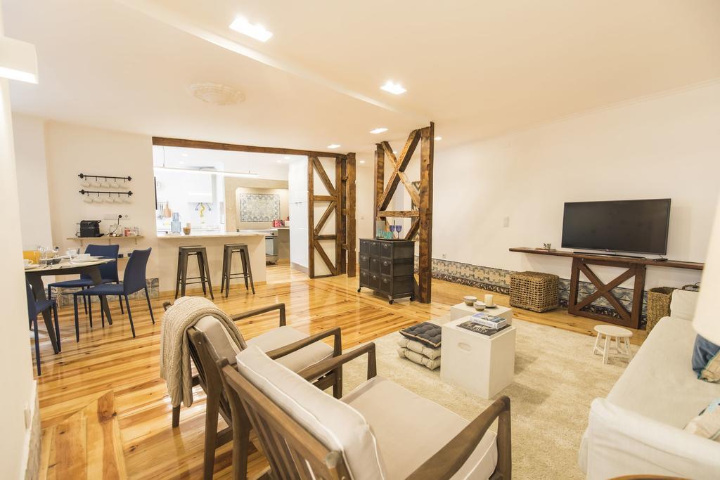Lovelystay - Downtown Magnificent Flat Lisbona Esterno foto
